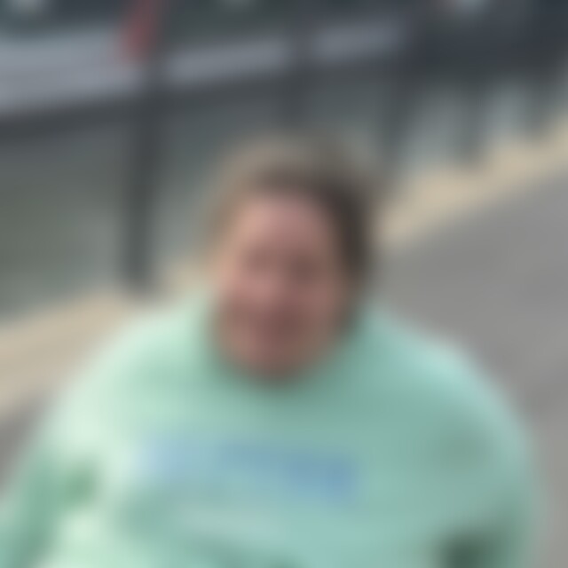 Mirisibiri (30) aus Alsdorf
