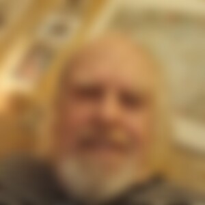 plattenheini (79) aus Berlin