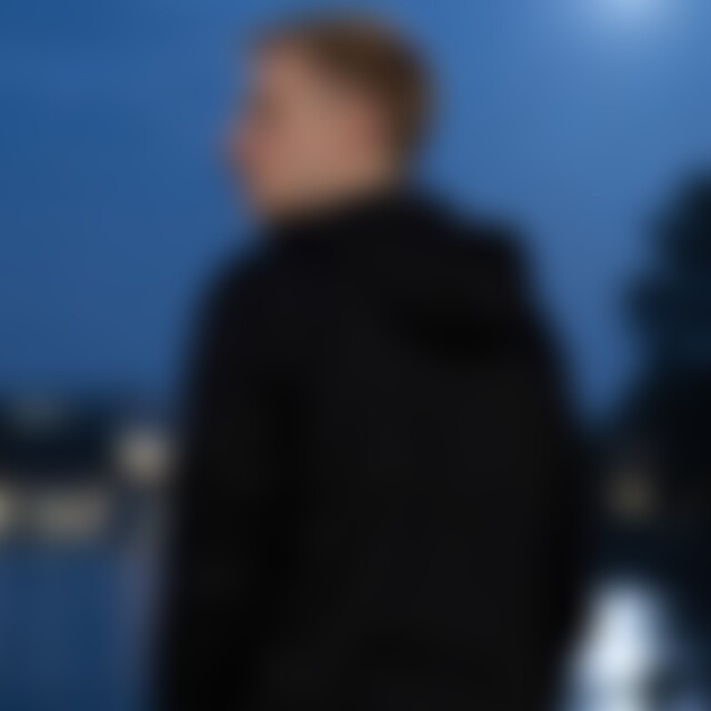 Josua98 (27) aus Cuxhaven