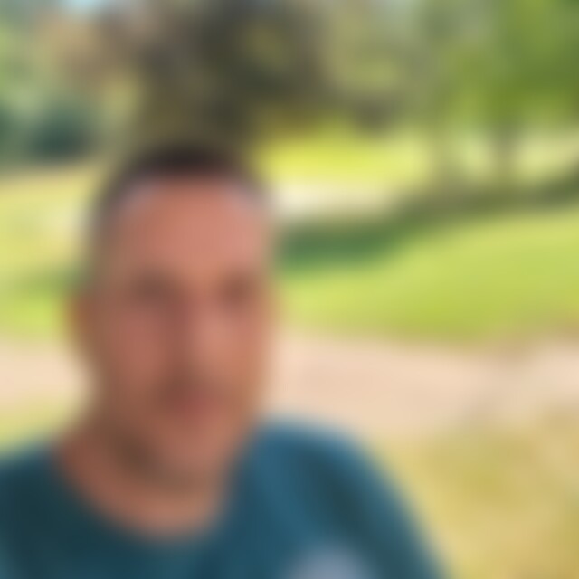 Mischa83 (42) aus Freudenstadt