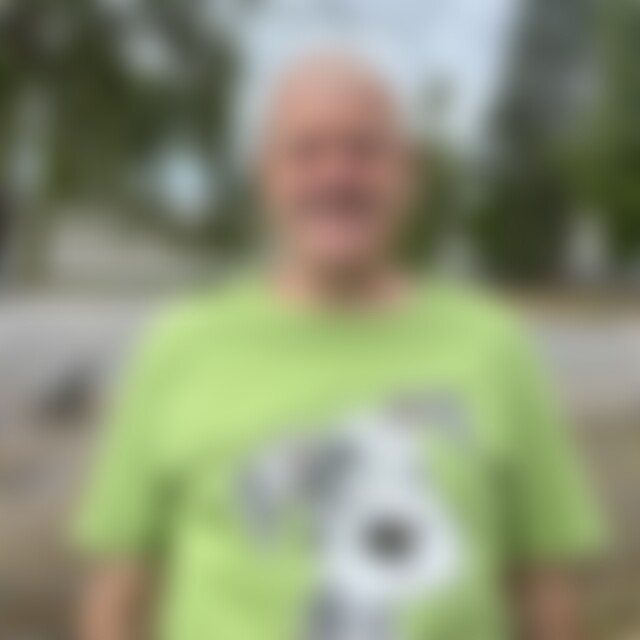 Menschlichkeit (60) aus Zweibrücken