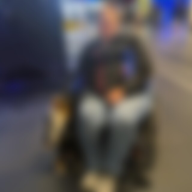 Mameli (50) aus Gansingen