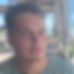LinusTio (19) aus oberhausen