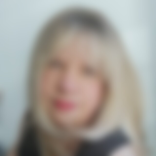MadamRoyal (65) aus Iserlohn
