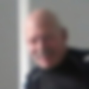 Monty (72) aus Bielefeld