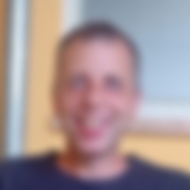 Raudan (44) aus München