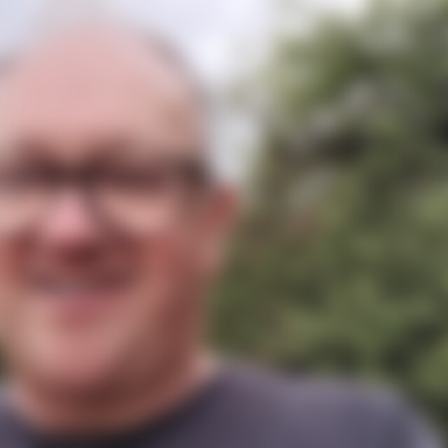 Urbani (65) aus Haar
