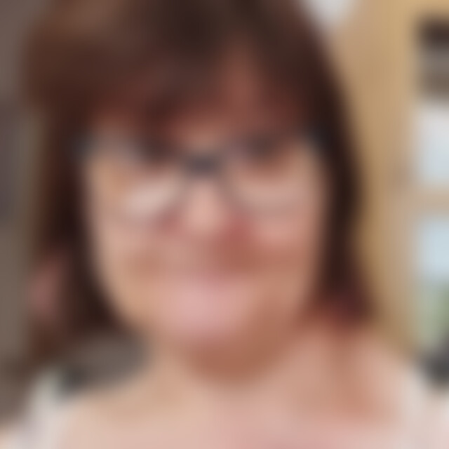 Leila21 (63) aus i