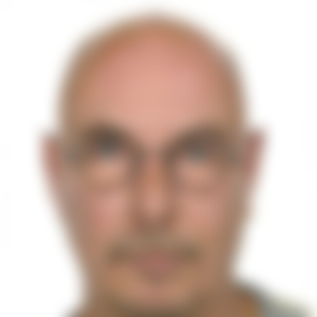 yoogie (64) aus Berlin