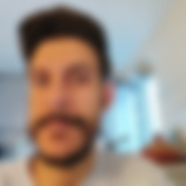Faissal1 (39) aus Essen