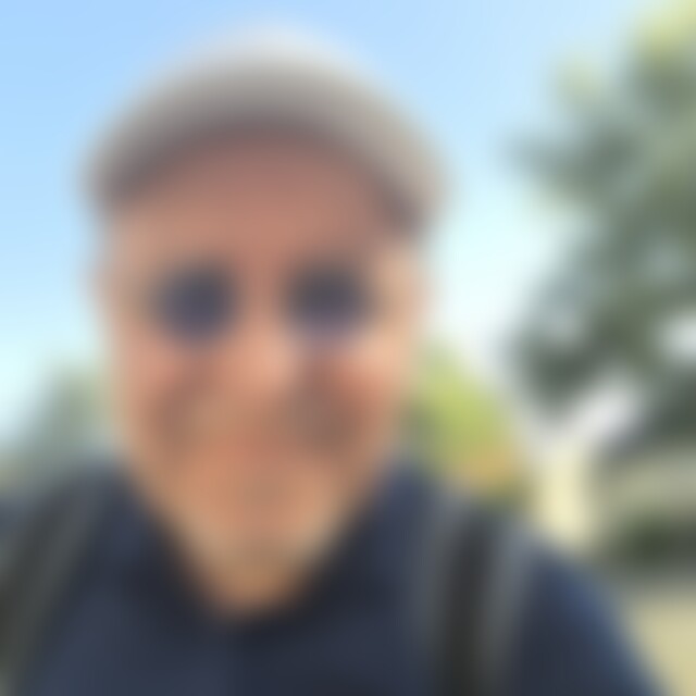 georgios69 (57) aus Düsseldorf