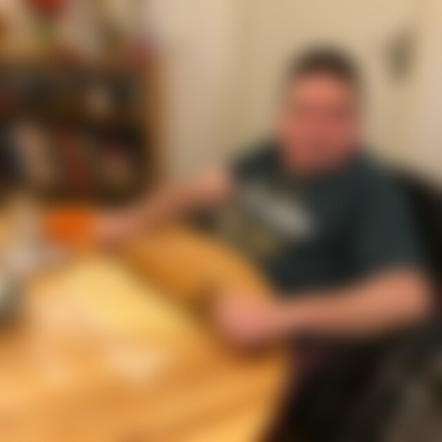 NilsBernikas (38) aus Velten