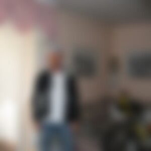 Andilein (57) aus Wiesbaden