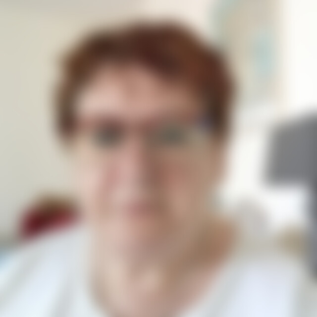 LadyMolly (70) aus Berlin