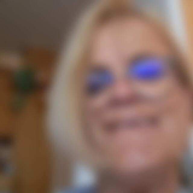 Paula100 (66) aus 
