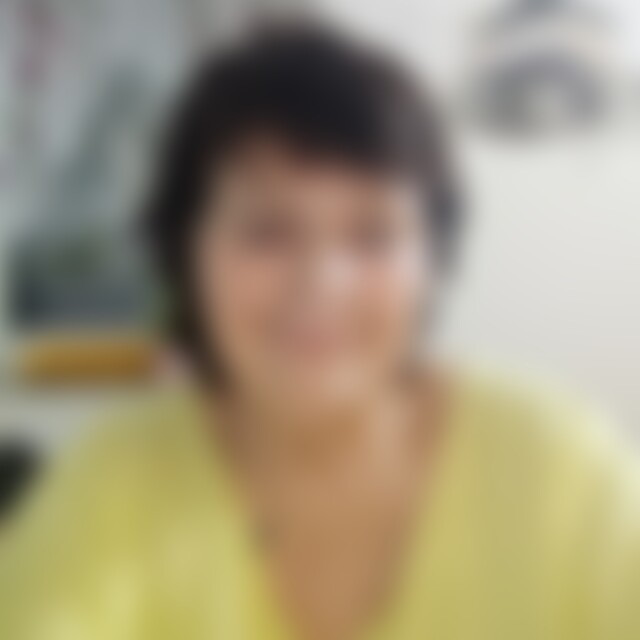 Carinaa10 (70) aus Herten