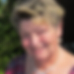 Tina101 (68) aus Winterberg